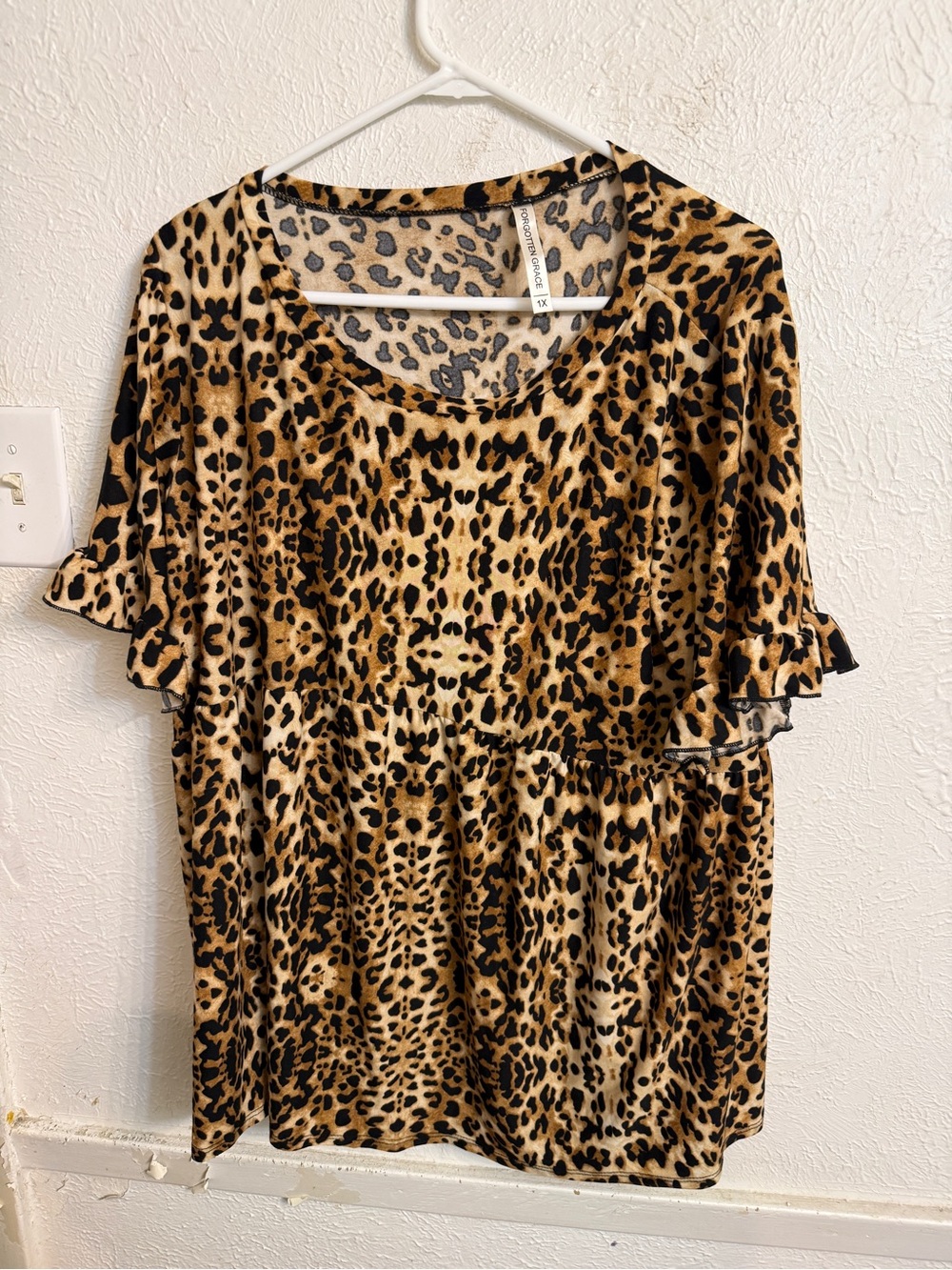 Leopard Print Short Sleeve Babydoll Top - Tan/Black